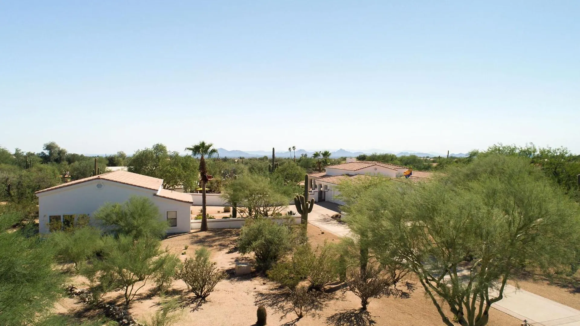 Rancho Relaxo By Paseohomesaz With Pool, Spa And Separate Casita Scottsdale